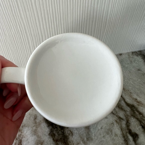 Home Kitchen Crate&Barrel Coffee/ Tea Mugs - Picture 7 of 8